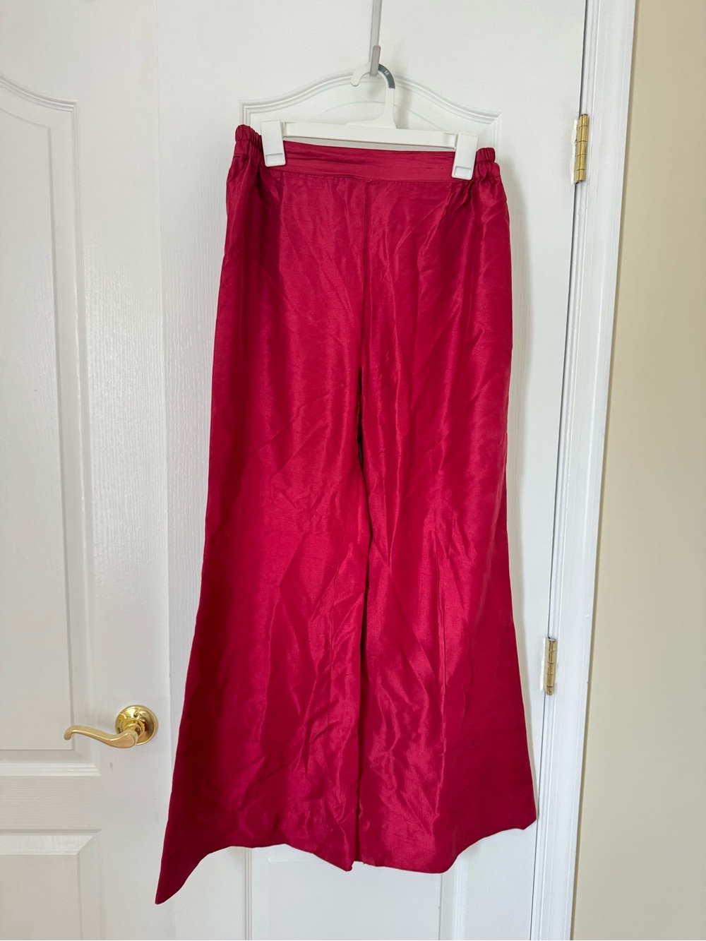 Elegant Red Embroidered Women’s Kimono & Trousers Set - Picture 5 of 5